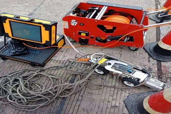 逊克CCTV管道检测机器人