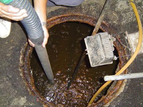 逊克隔油池清理